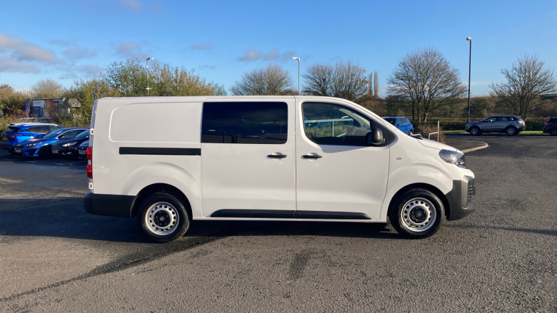 Vauxhall Vivaro L2 Diesel 2.0 Turbo D 145 Prime H1 Double Cab